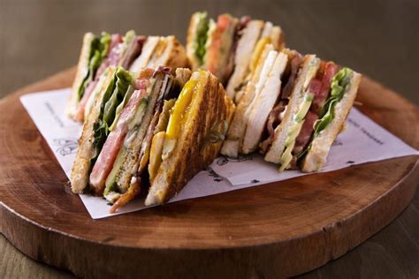 Hotel Club Sub.